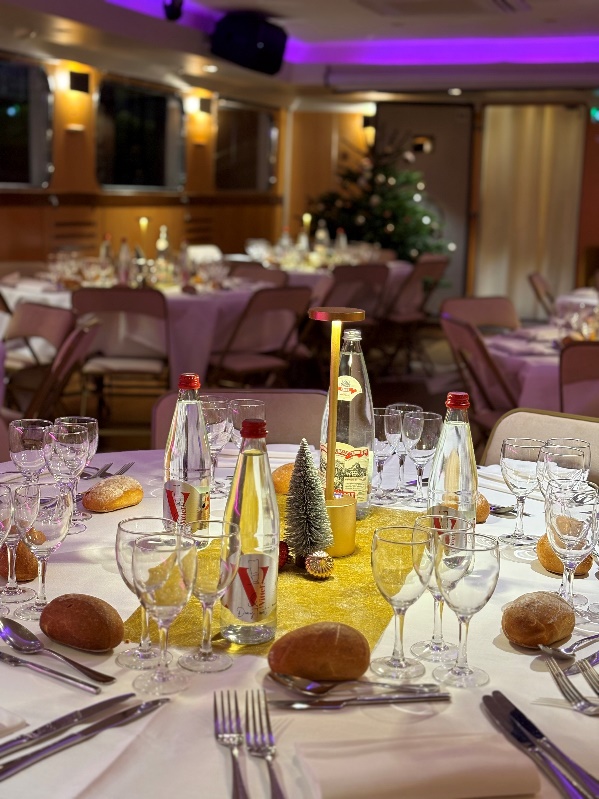 Soirée de fin d'année d'entreprise à Lyon : privatiser un bateau